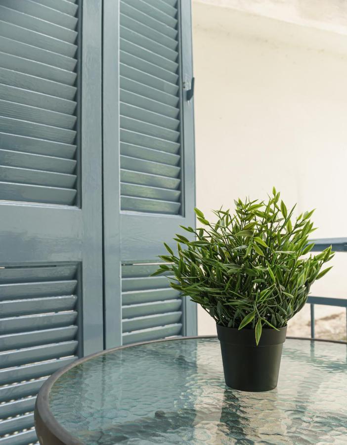 Couple Getaway With Queen Bed Appartement Athene Buitenkant foto